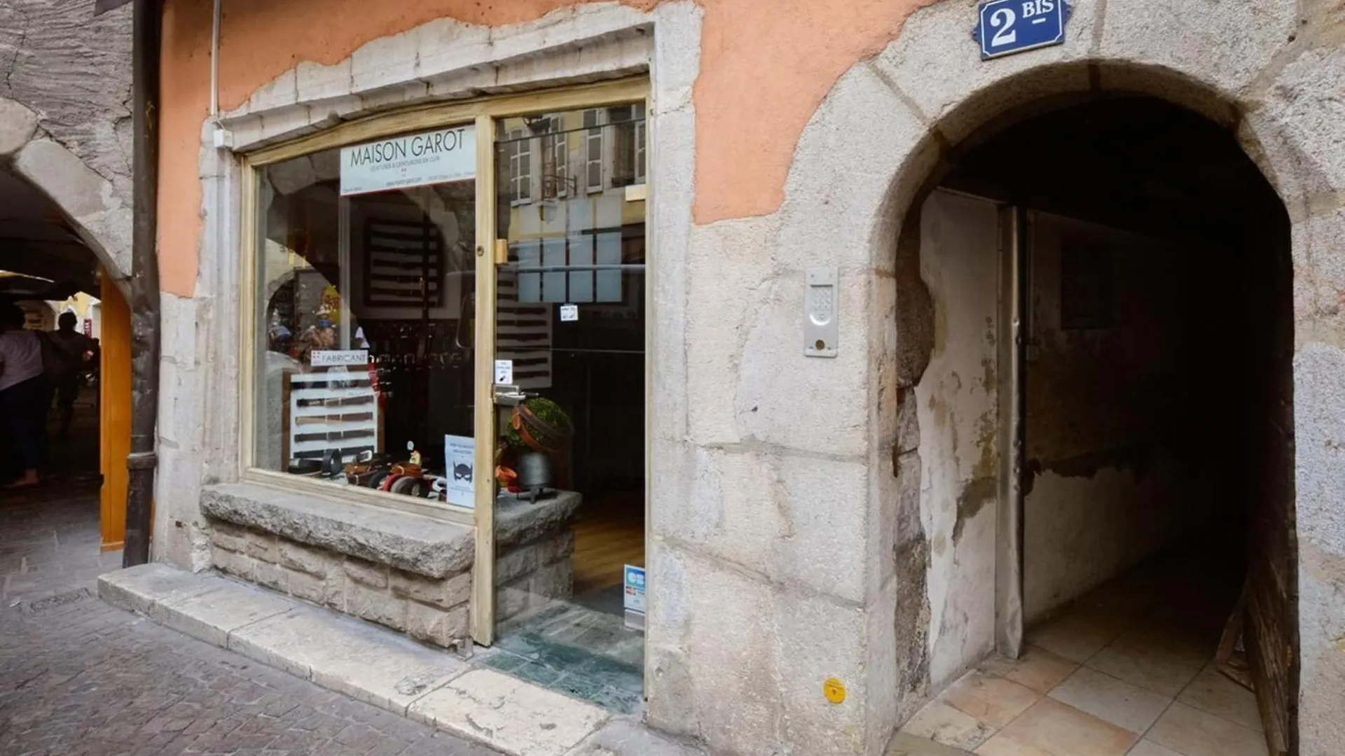 Tyni House Furnished Flat Apartment Annecy